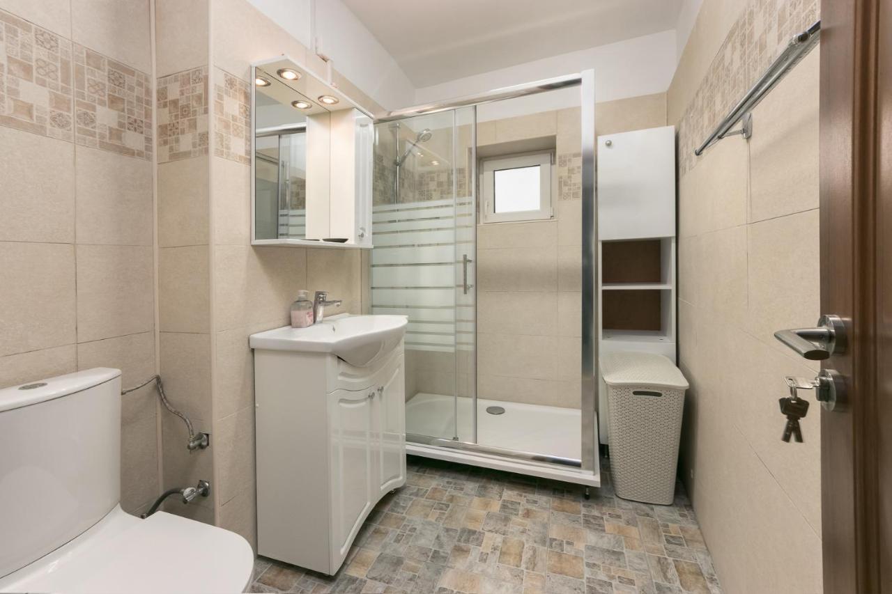 דירות בוקרשט Vlad House Decebal מראה חיצוני תמונה